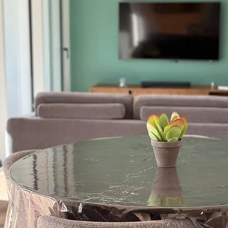 Avec Terrasse - Proche Et Centre *