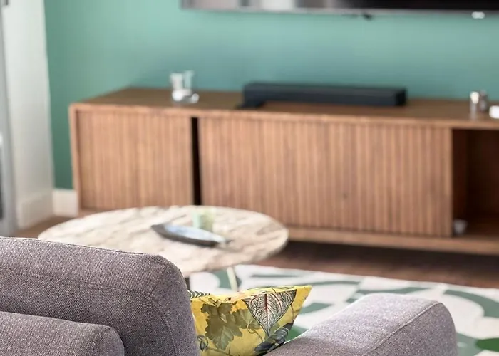 Апартаменти Avec Terrasse - Proche Et Centre Руаян