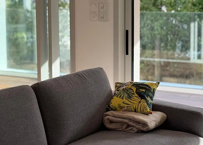 Apartment Avec Terrasse - Proche Et Centre