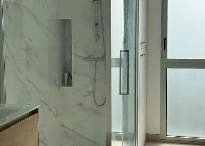 Apartment Avec Terrasse - Proche Et Centre Royan